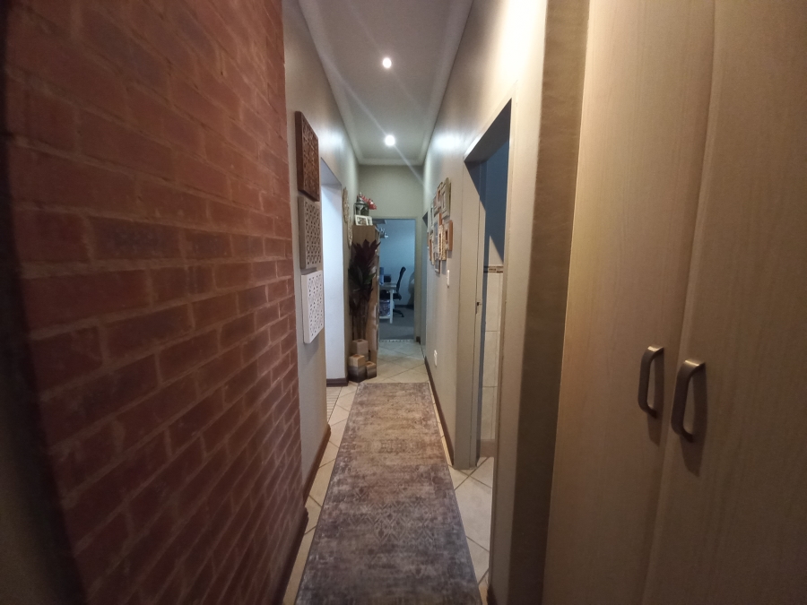 3 Bedroom Property for Sale in Waterval East North West